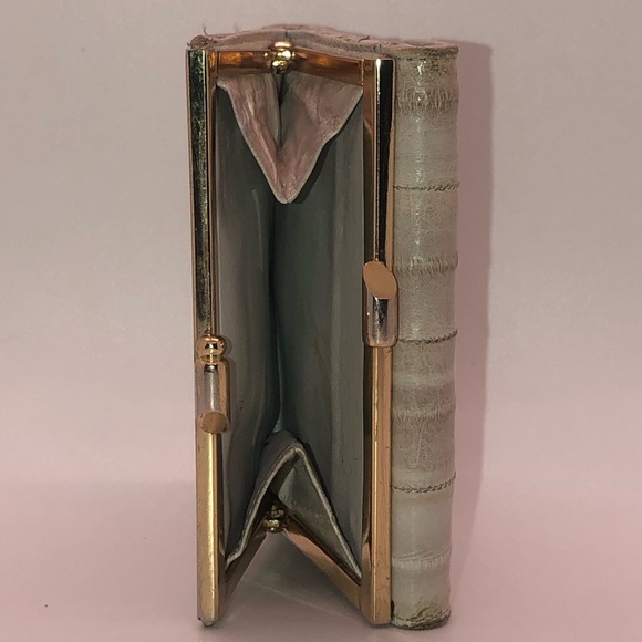 Vintage Lee Sands eel skin wallet with snap and kiss lock closure - Picture 3 of 7